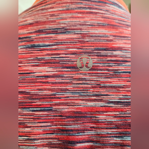 Lululemon reversible jacket.  Floral/stripes.  Size 6 - Picture 16 of 17